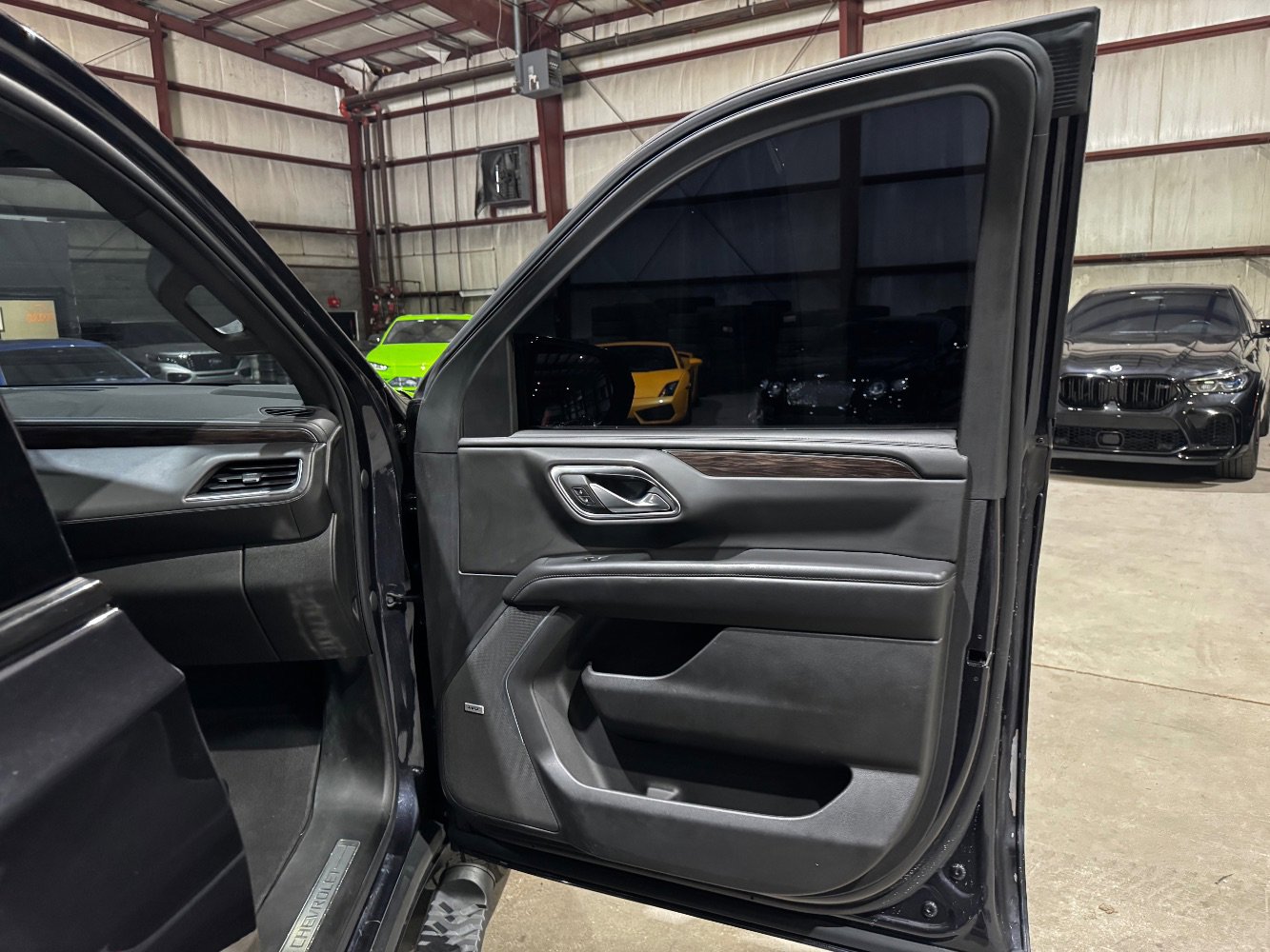 Used 2022 Chevrolet Tahoe Z71 image 25