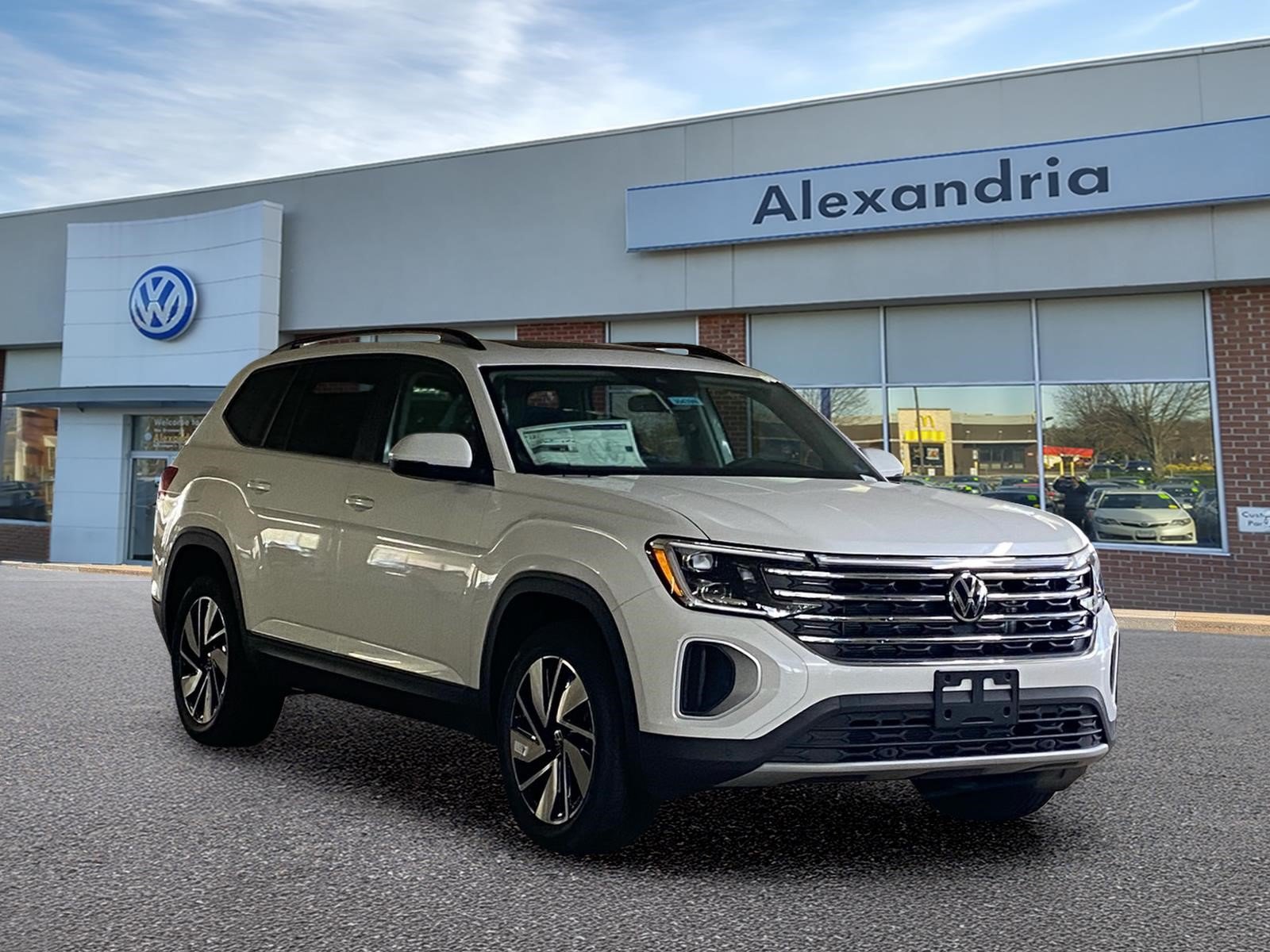 New 2026 Volkswagen Atlas SE AWD/4WD image 1