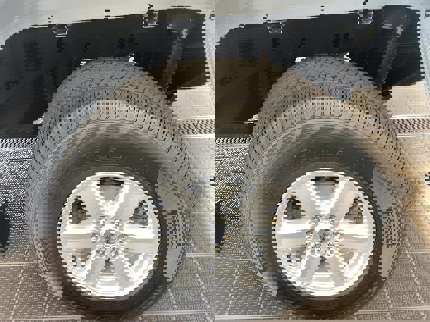 Used 2023 Ford F150 XL w/ XL Chrome Appearance Package image 5