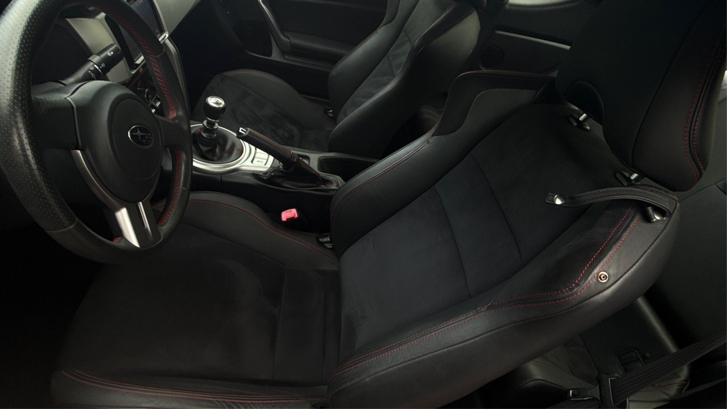 Used 2013 Subaru BRZ Limited w/ Popular Pkg 1A RWD image 12