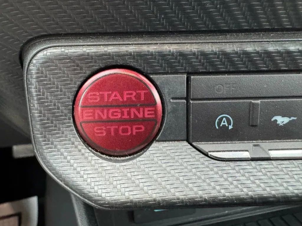 Used 2024 Ford Mustang Premium image 21