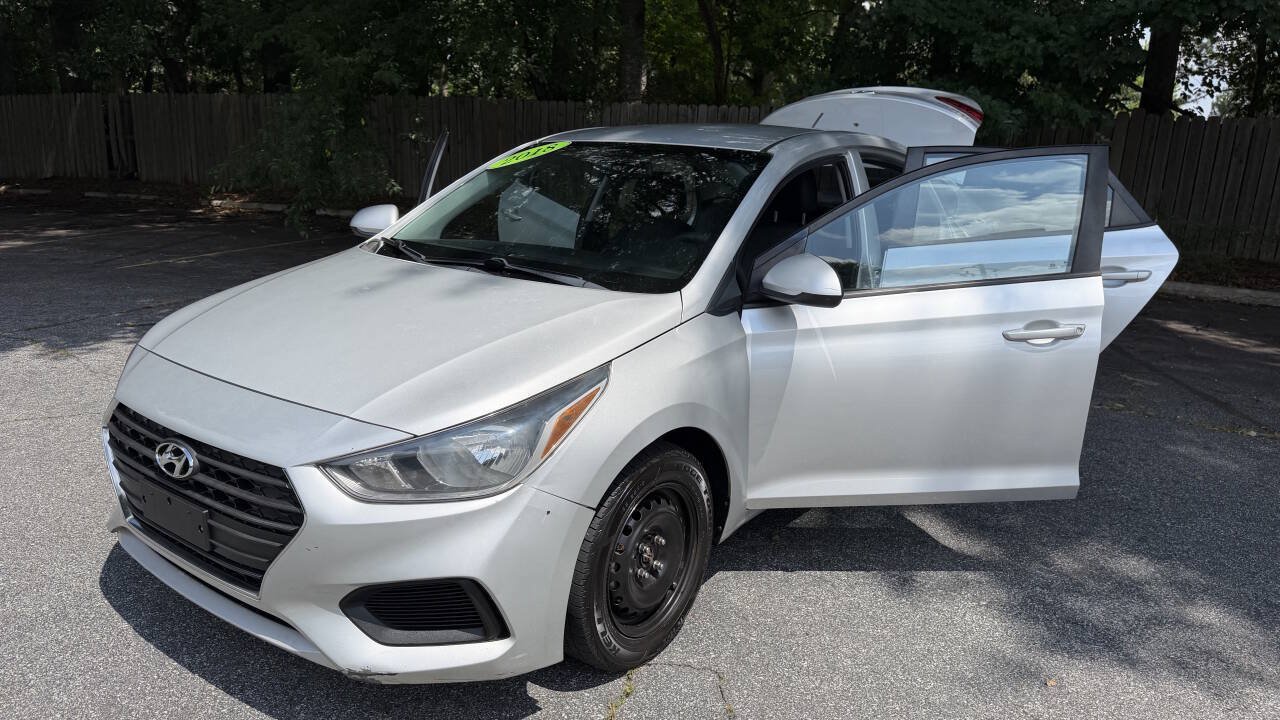 Used 2018 Hyundai Accent SE FWD image 19