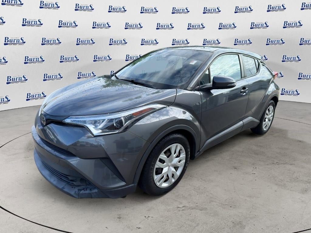 Used 2019 Toyota C-HR LE FWD image 3