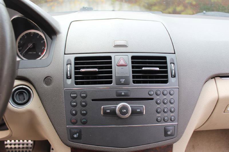 Used 2010 Mercedes-Benz C 300 4MATIC Sedan w/ Premium 1 Pkg image 15