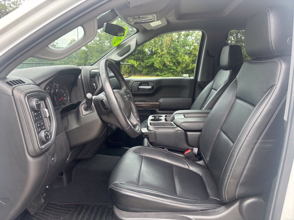 Used 2022 Chevrolet Silverado 1500 RST w/ Redline Edition AWD/4WD image 5