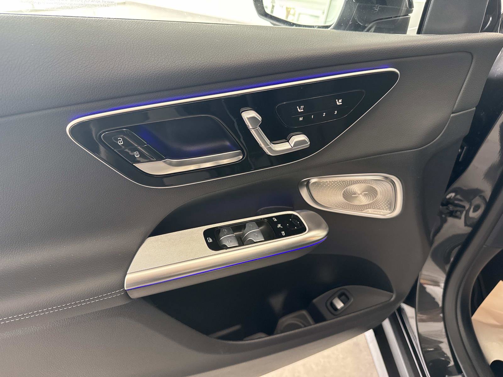 New 2026 Mercedes-Benz GLC 300 image 19