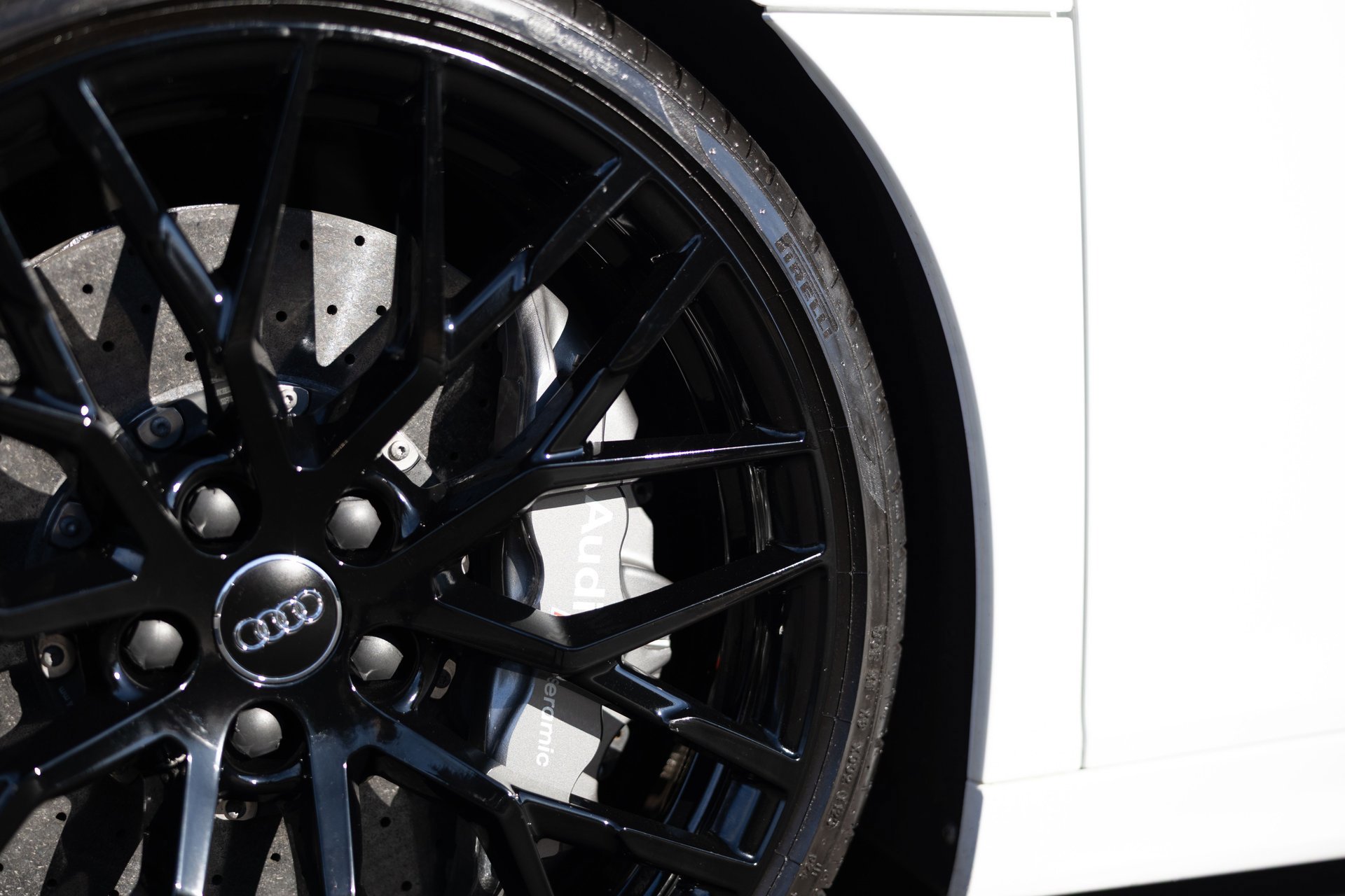 Used 2018 Audi R8 V10 plus image 19