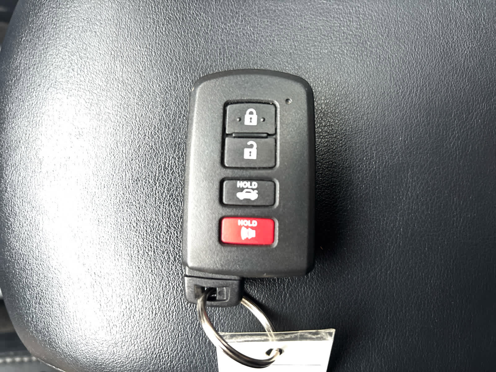 Used 2018 Toyota RAV4 Limited image 30