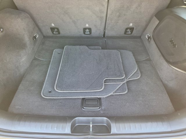 Used 2019 Jeep Cherokee High Altitude image 6