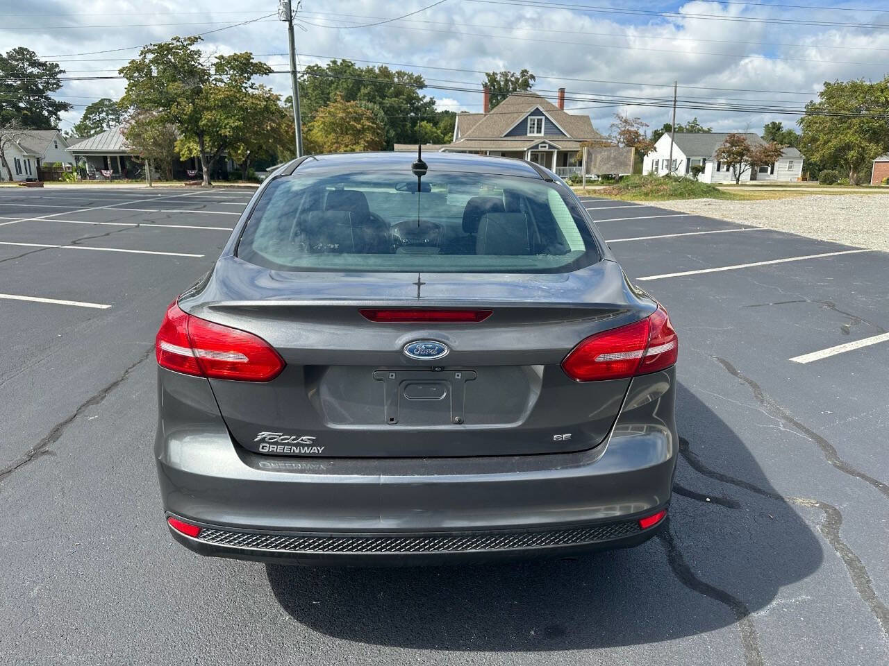 Used 2018 Ford Focus SE image 6