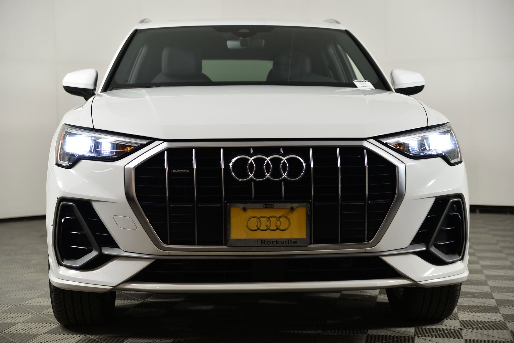 Certified 2021 Audi Q3 2.0T Premium w/ Convenience Package image 5