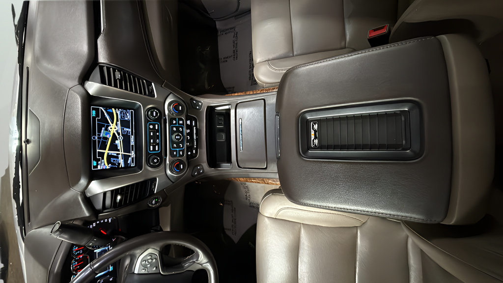 Used 2020 Chevrolet Tahoe Premier AWD/4WD image 32
