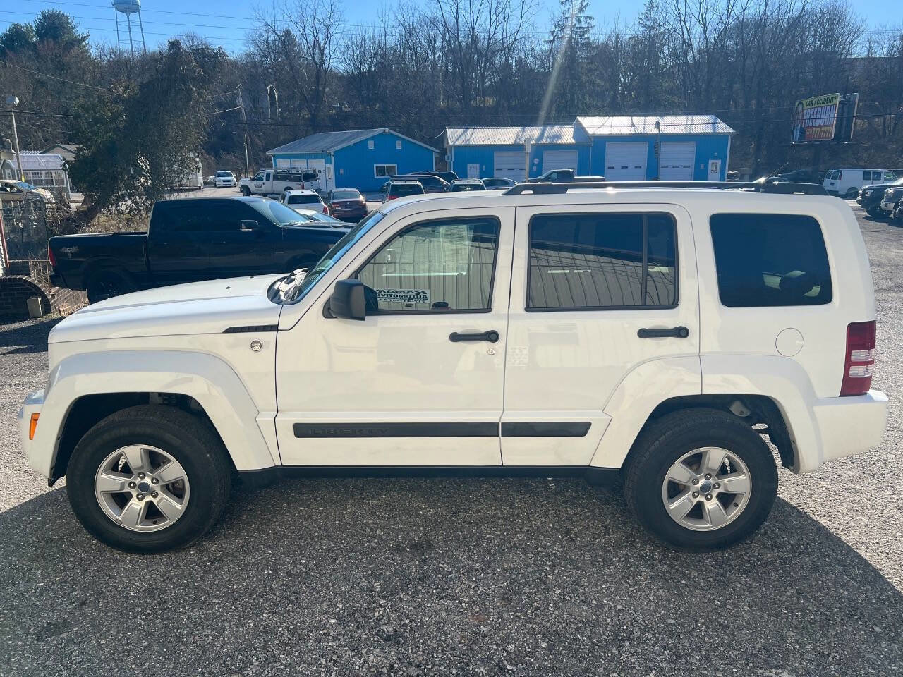 Used 2012 Jeep Liberty Sport w/ Popular Equipment Group image 2