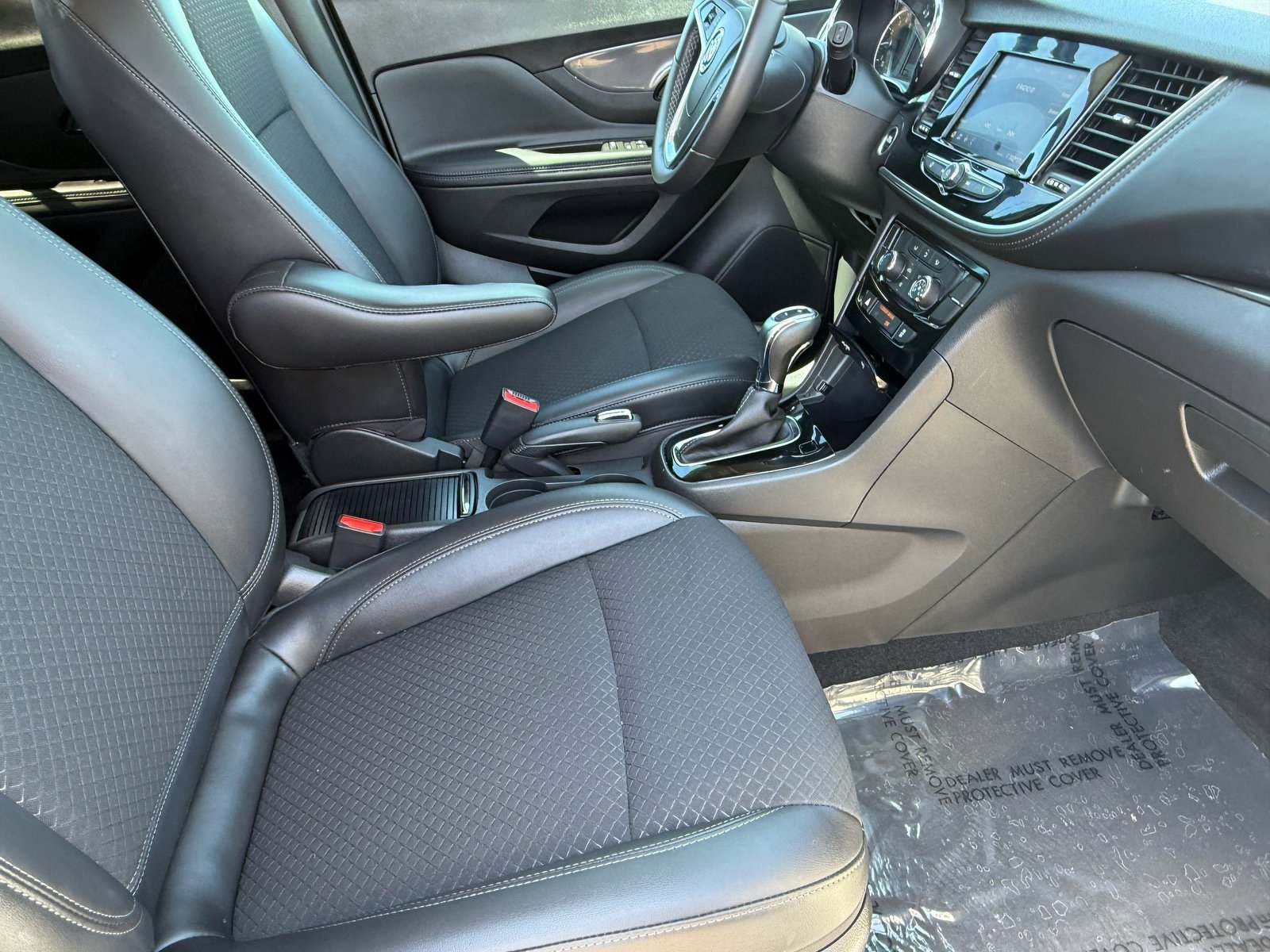 Used 2022 Buick Encore Preferred w/ Safety Package image 11