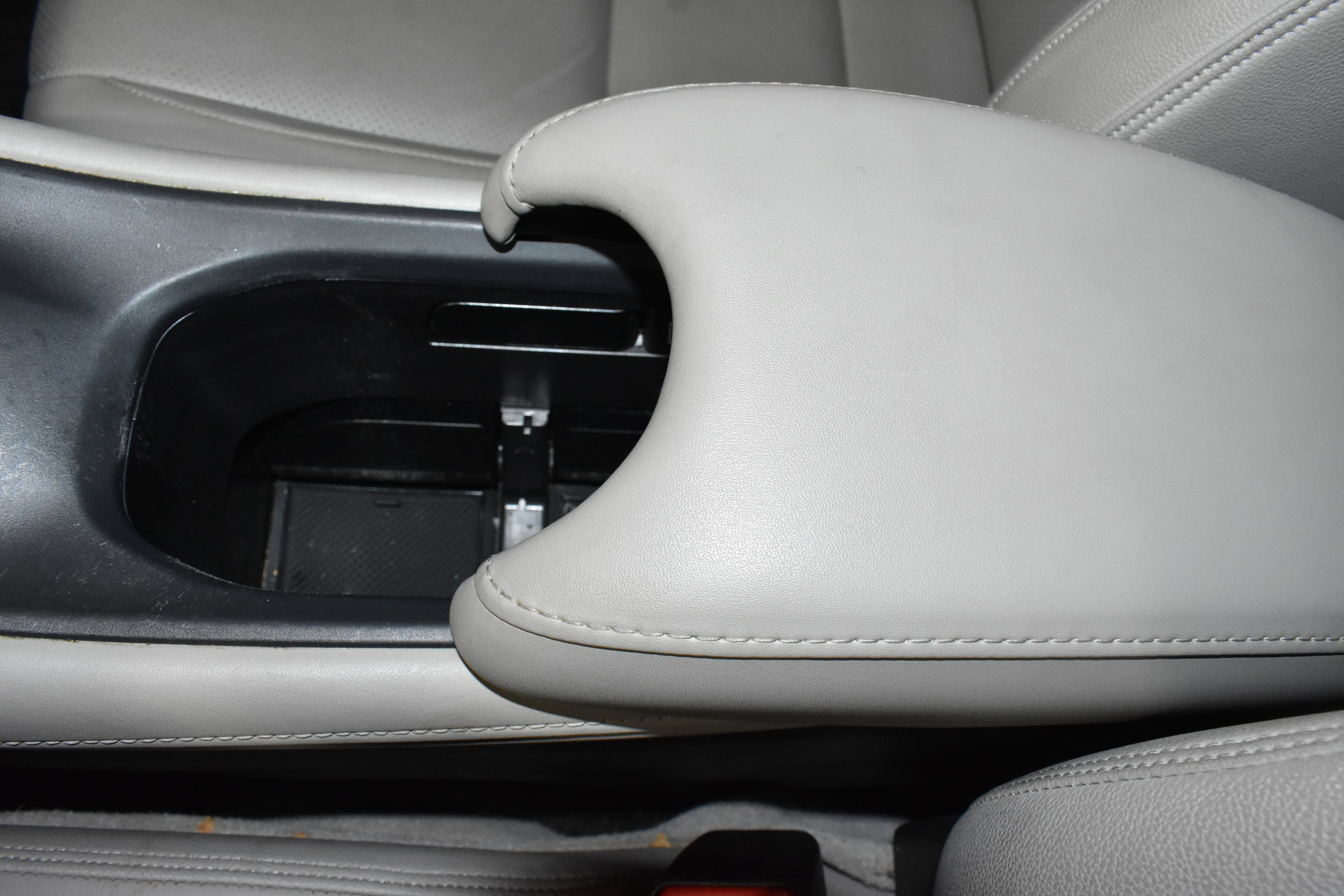 Used 2019 Honda HR-V Touring image 24