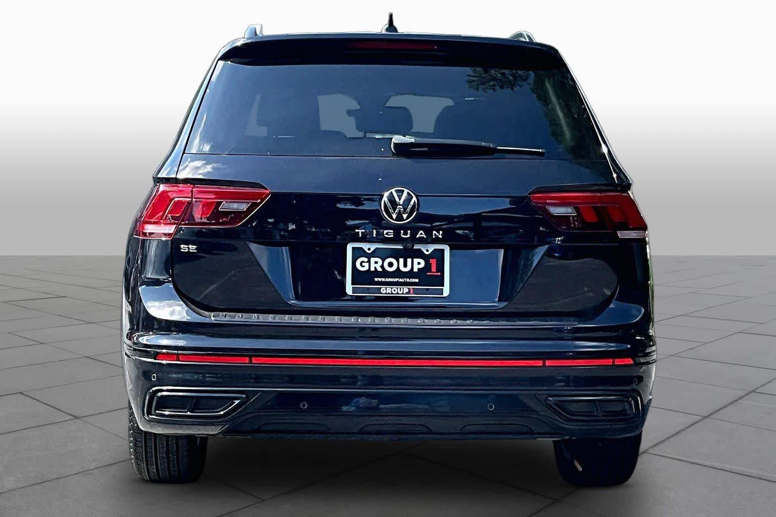 Used 2022 Volkswagen Tiguan SE R-Line FWD image 5