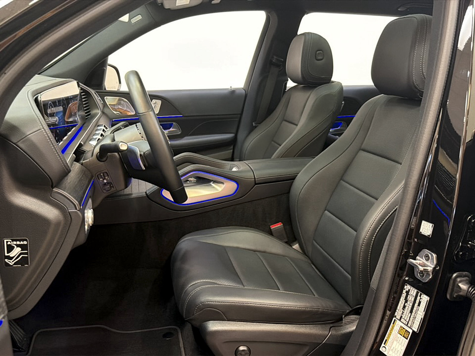 Certified 2025 Mercedes-Benz GLS 450 4MATIC image 11