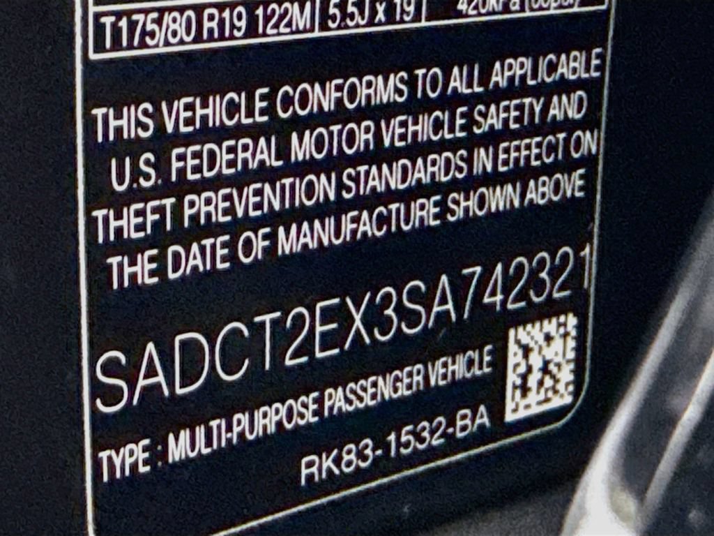 Certified 2025 Jaguar F-PACE R-Dynamic S AWD/4WD image 26