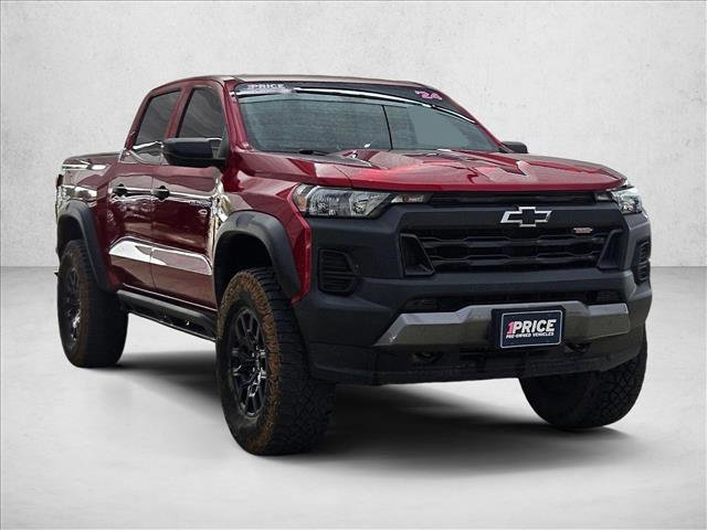 Used 2024 Chevrolet Colorado Trail Boss w/ Advanced Trailering Package AWD/4WD video 3