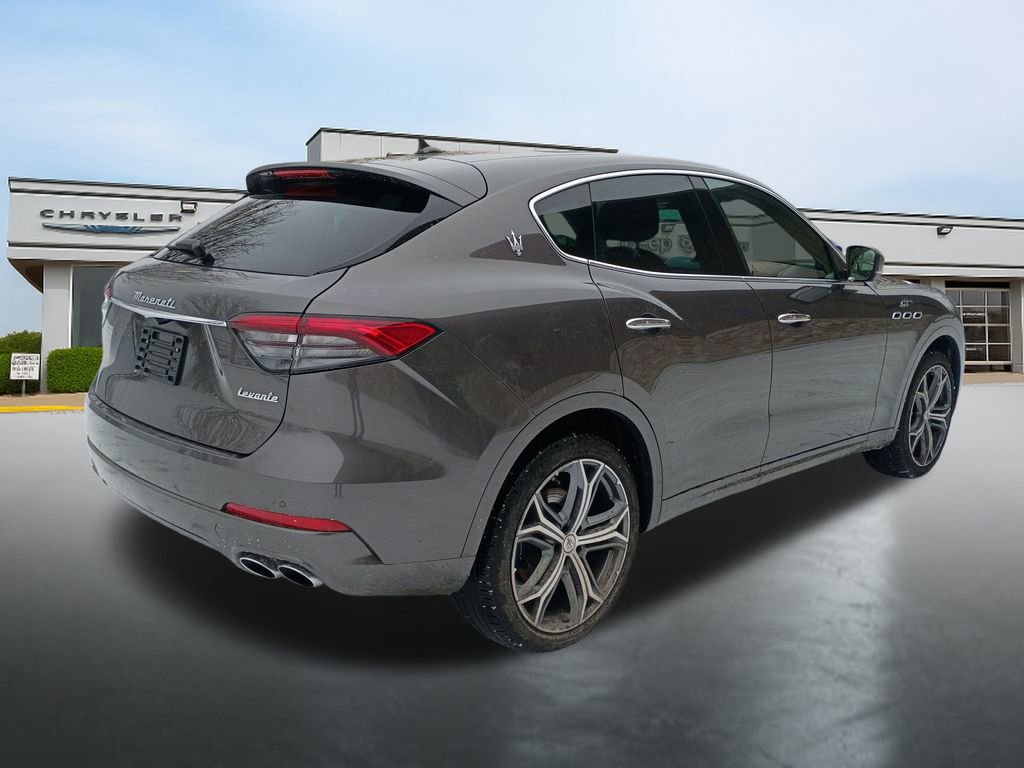 Used 2023 Maserati Levante GT AWD/4WD image 5