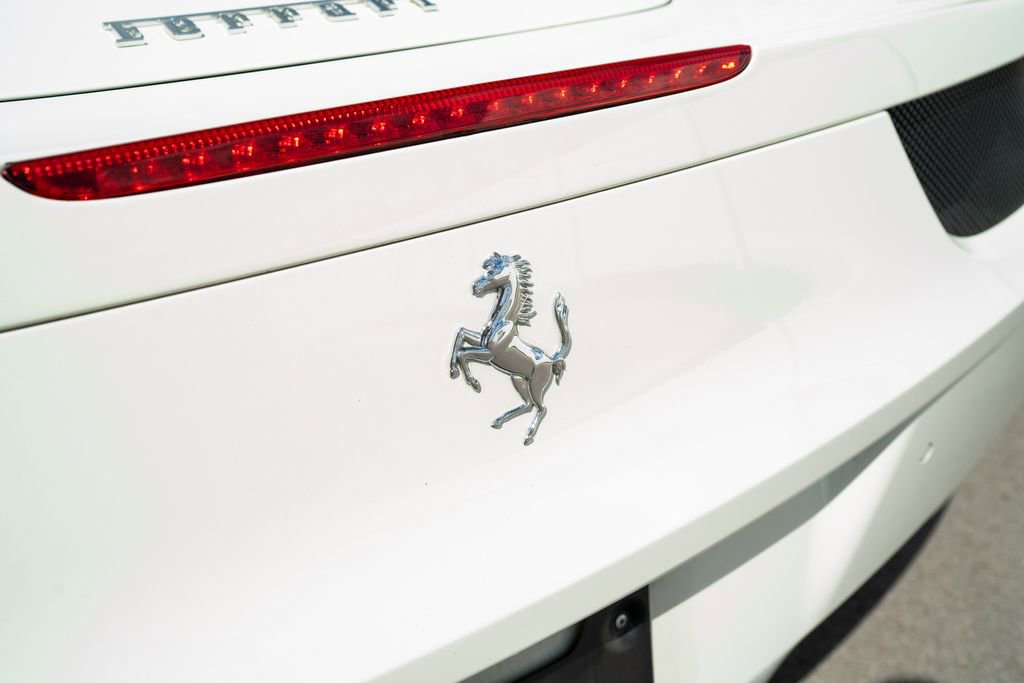 Used 2012 Ferrari 458 Italia Coupe RWD image 39