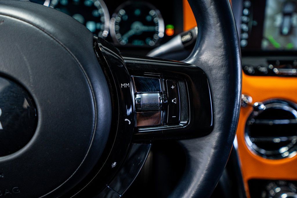 Used 2021 Rolls-Royce Cullinan AWD/4WD image 37