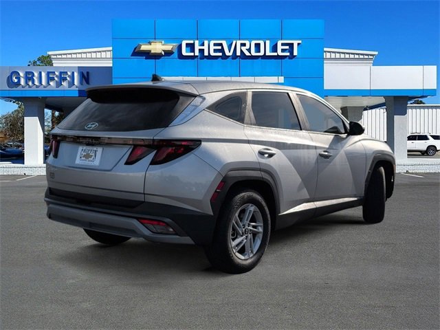 Used 2025 Hyundai Tucson SE image 4