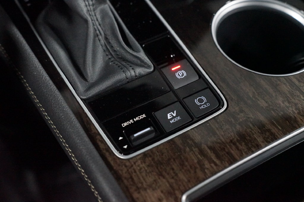 New 2026 Toyota Sienna Platinum AWD/4WD image 23