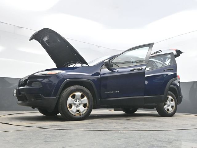 Used 2014 Jeep Cherokee Sport w/ Trailer Tow Group image 47