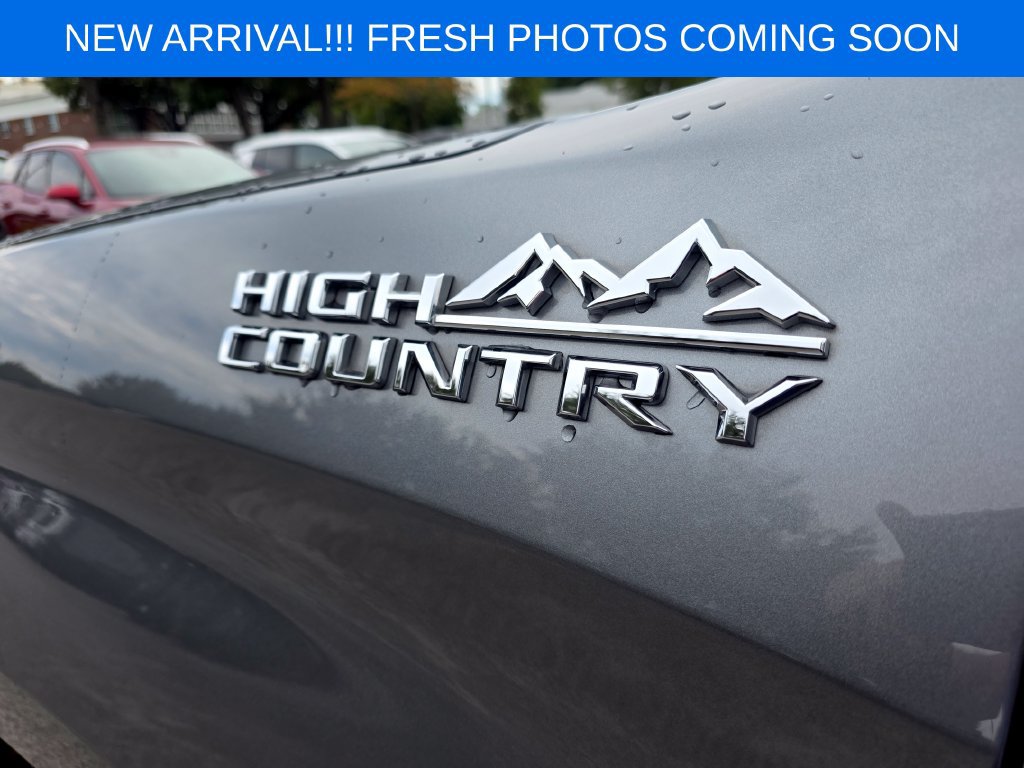 Used 2021 Chevrolet Silverado 1500 High Country w/ Technology Package AWD/4WD image 7