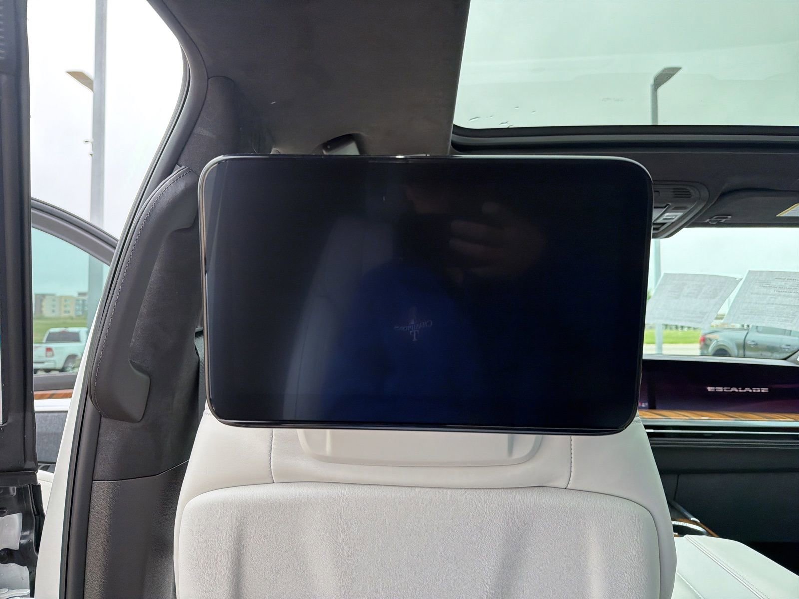 Used 2025 Cadillac Escalade ESV Sport Platinum image 27