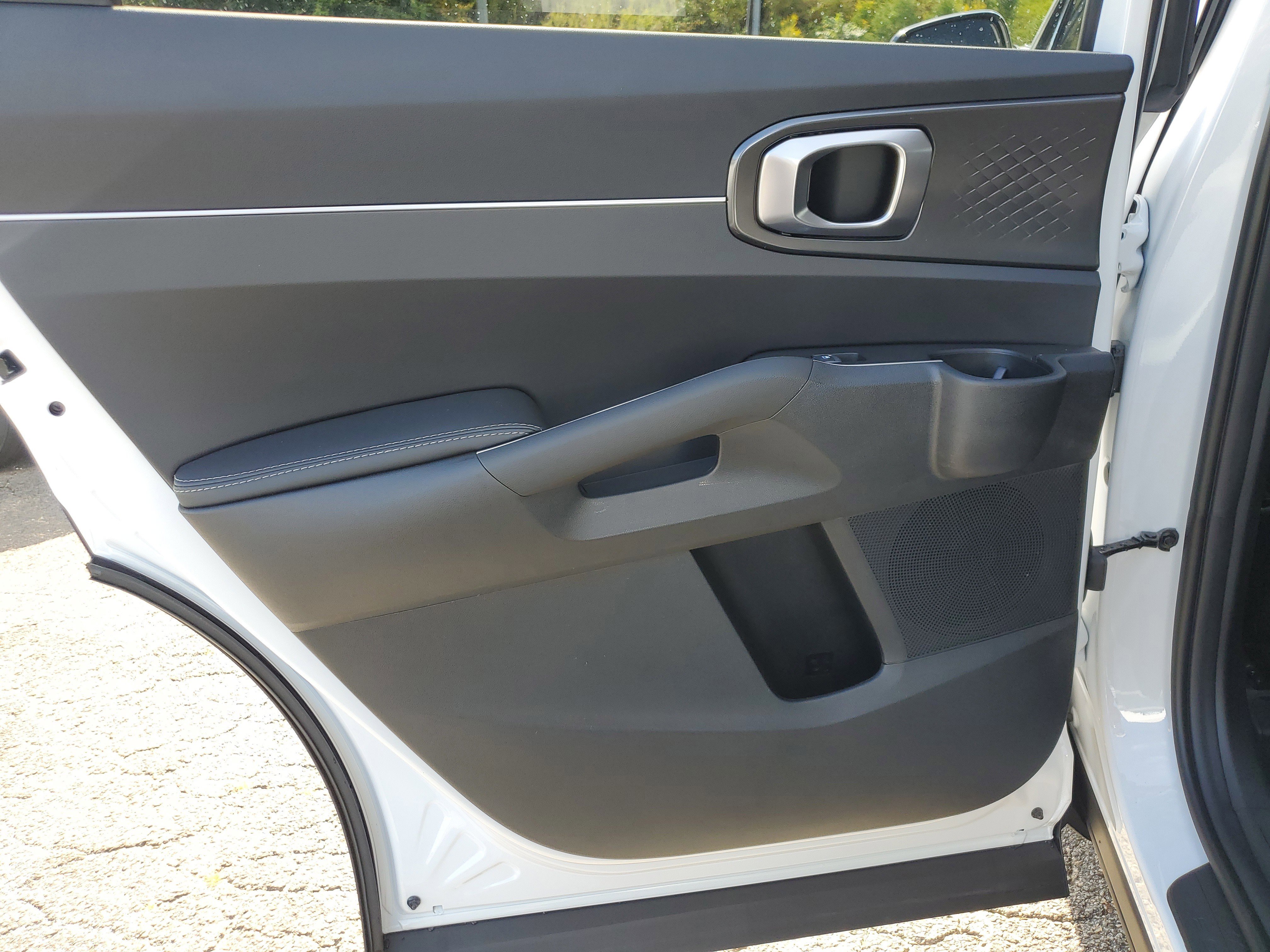 New 2026 Kia Sorento LX image 13