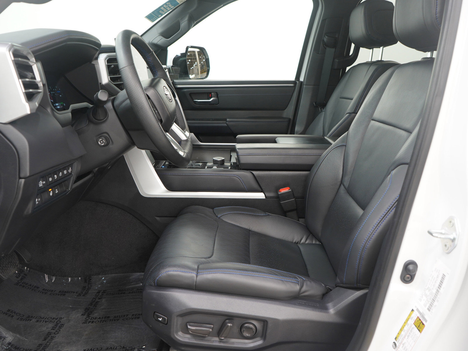 Used 2025 Toyota Tundra Platinum image 26