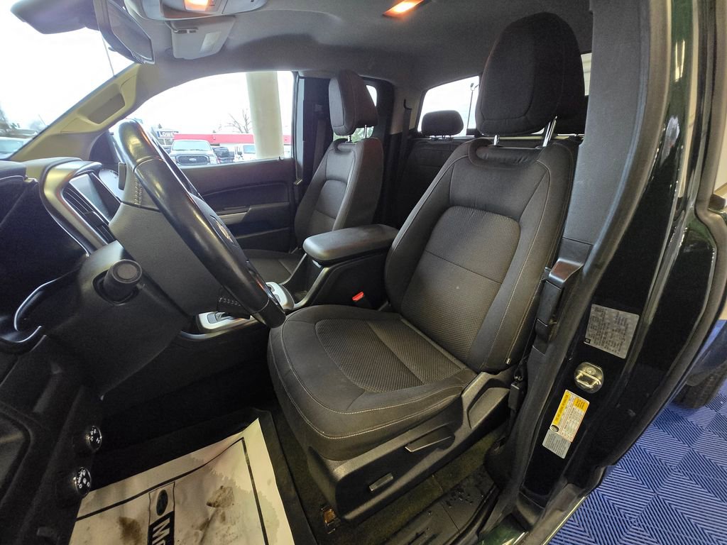 Used 2016 Chevrolet Colorado LT w/ LT Convenience Package image 7