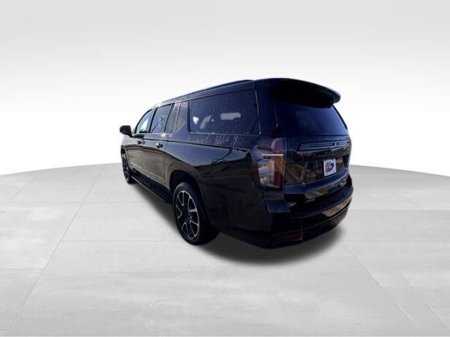 Used 2024 Chevrolet Suburban RST w/ Luxury Package image 4