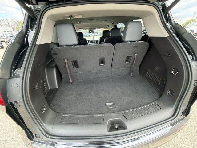 Used 2019 Buick Enclave Essence AWD/4WD image 28
