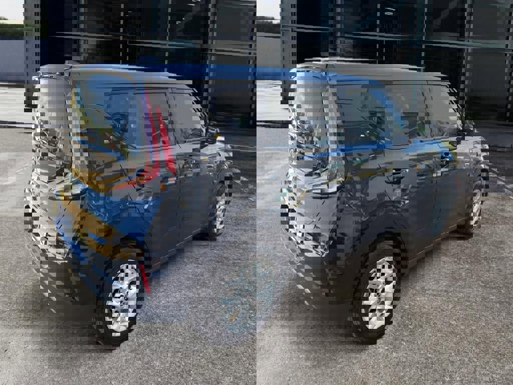 Used 2024 Kia Soul LX w/ Option Group 015 image 7