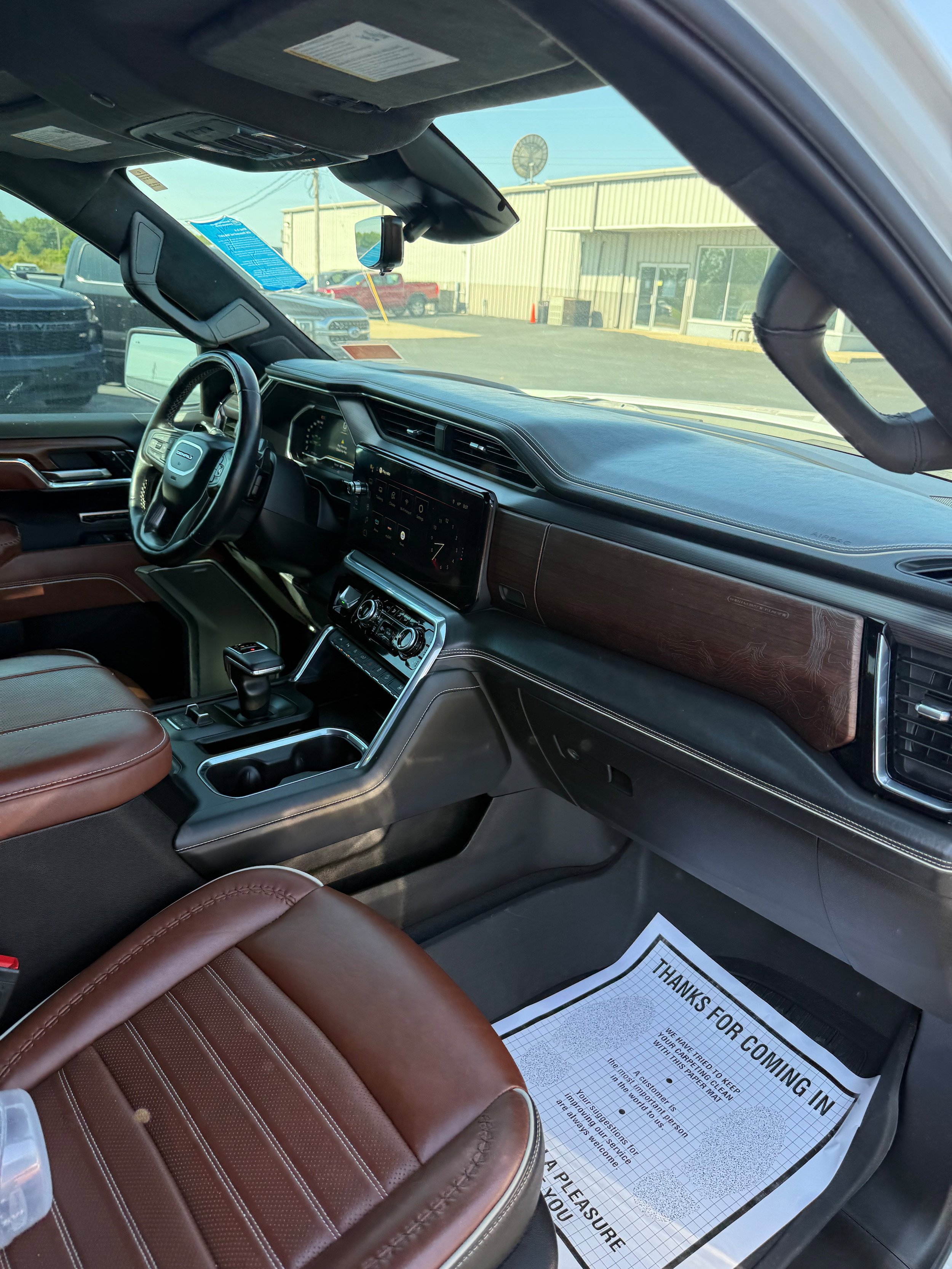 Used 2024 GMC Sierra 1500 Denali Ultimate AWD/4WD image 11