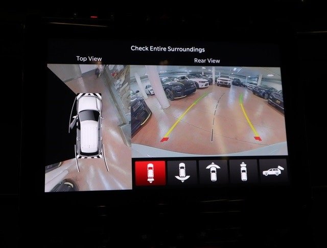 New 2023 Jeep Grand Cherokee Overland w/ Adv Protech Group III image 10