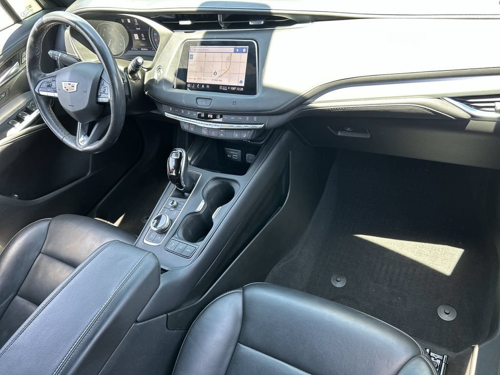 Used 2021 Cadillac XT4 Premium Luxury AWD/4WD image 30