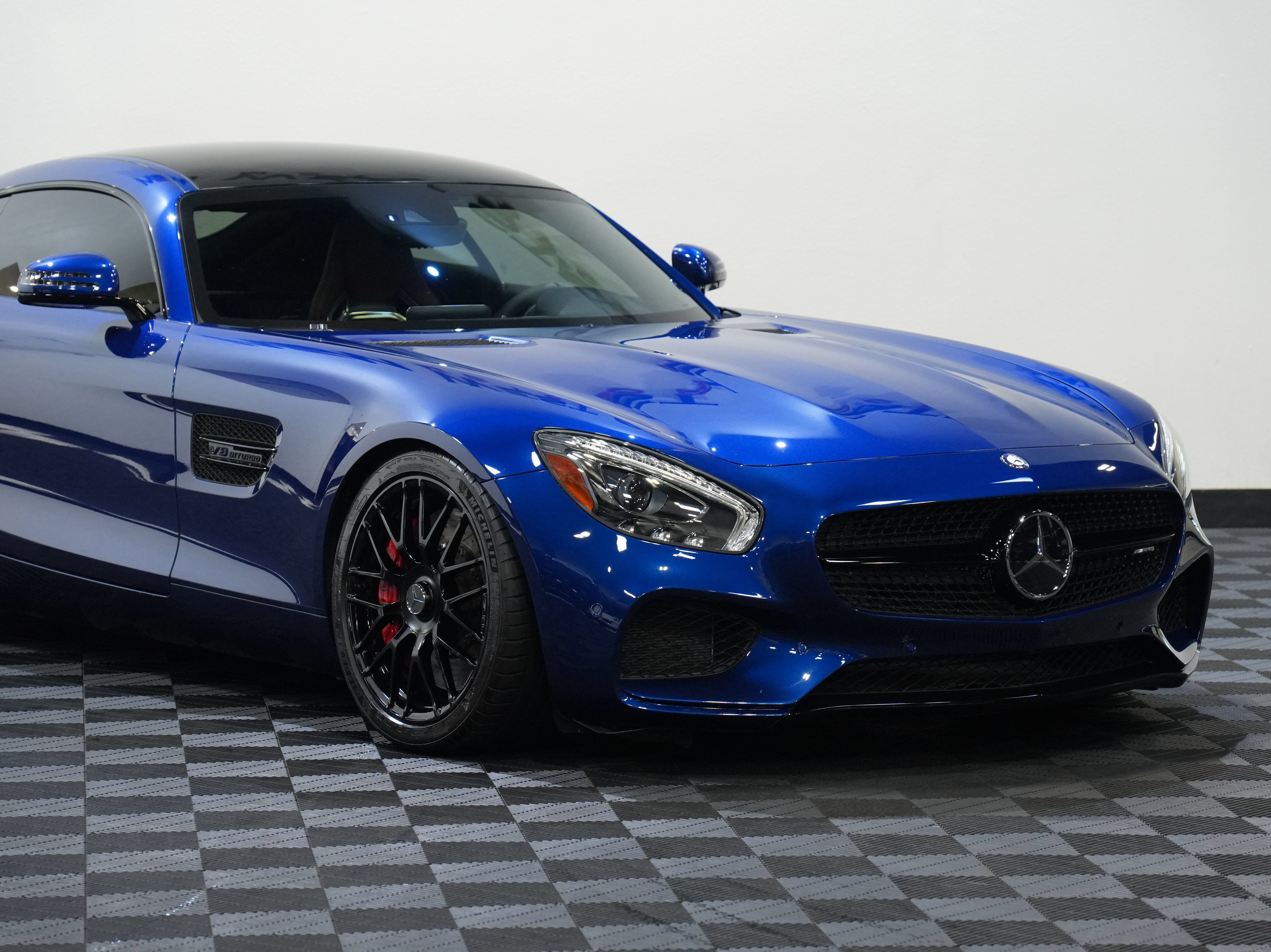 Used 2016 Mercedes-Benz AMG GT S image 9