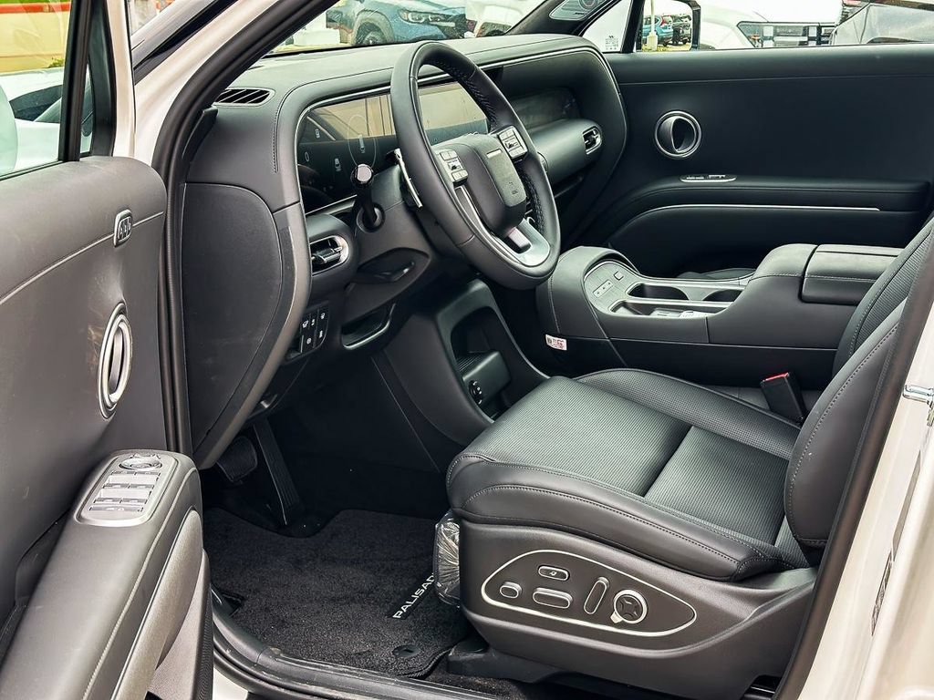 New 2026 Hyundai Palisade Calligraphy FWD image 11