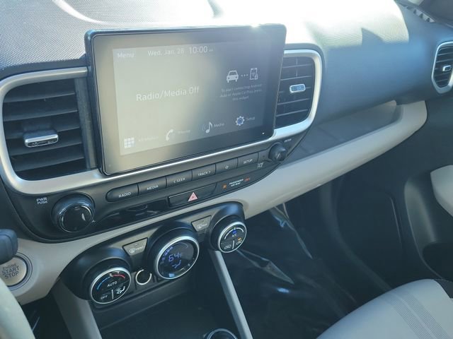 Used 2025 Hyundai Venue SEL image 27