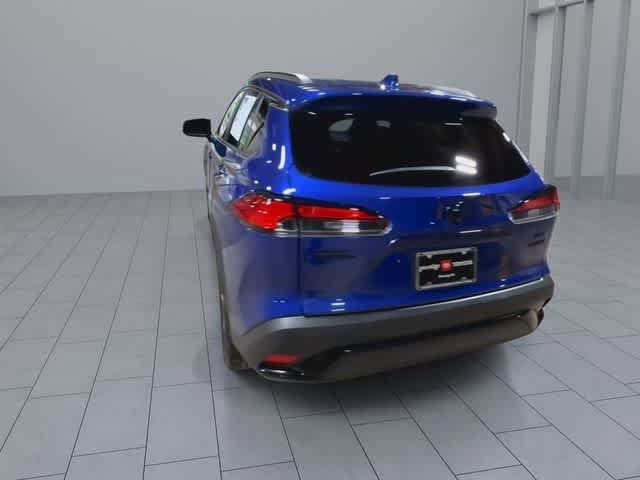 Used 2024 Toyota Corolla Cross AWD Hybrid w/ Convenience Package image 7
