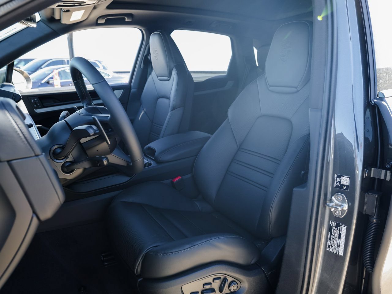 New 2026 Porsche Cayenne E-Hybrid AWD/4WD image 5