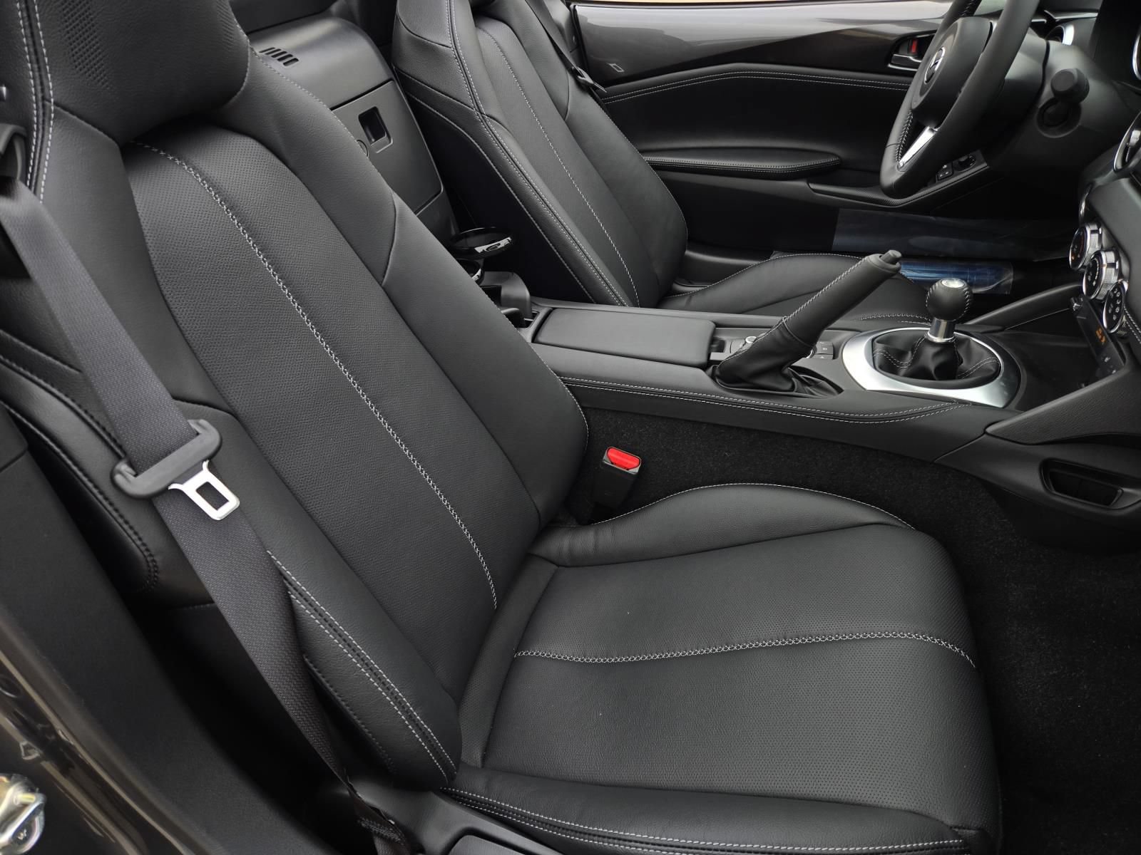 New 2026 MAZDA MX-5 Miata RF Grand Touring RWD image 13