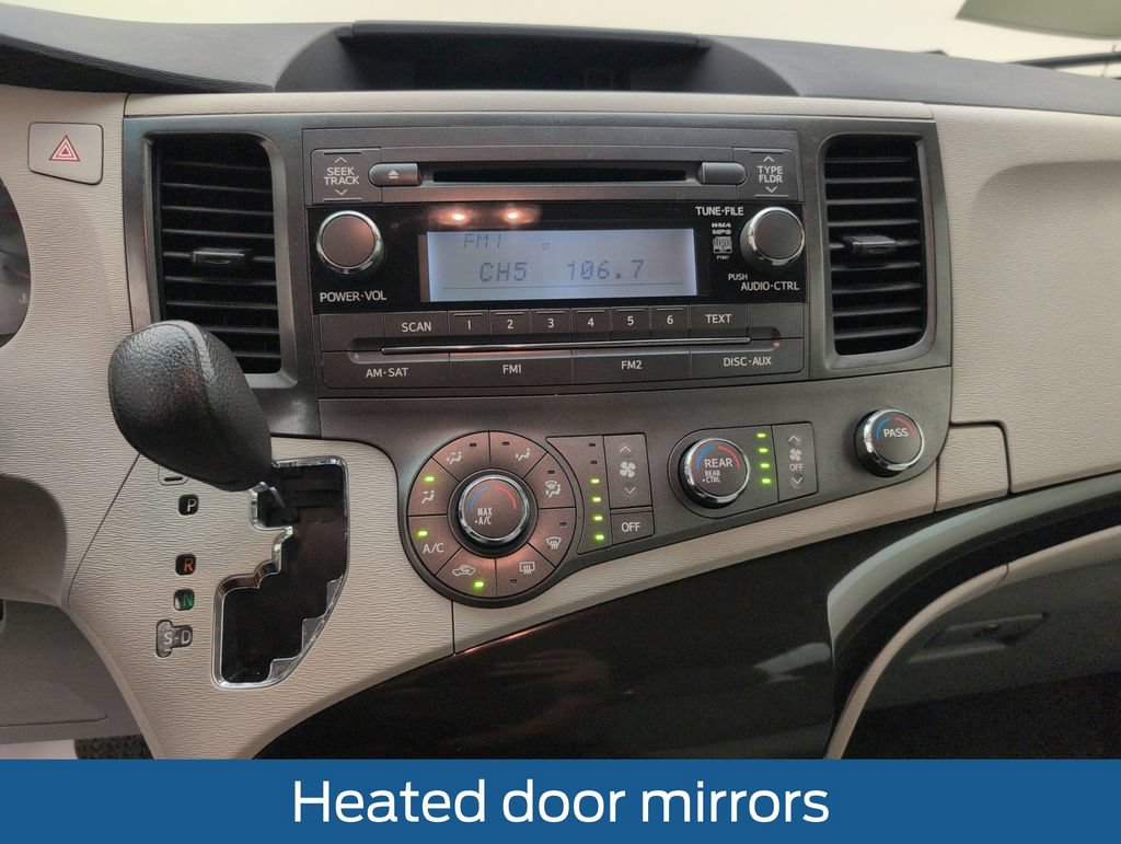 Used 2013 Toyota Sienna L FWD image 25