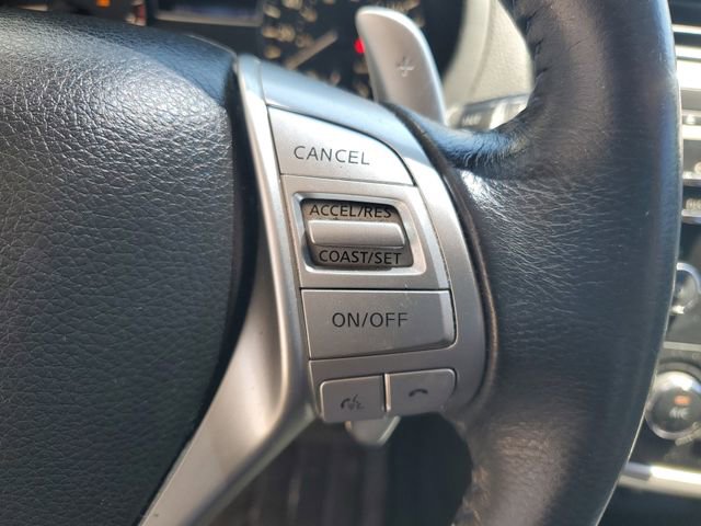 Used 2017 Nissan Altima 2.5 SR w/ Interior Lighting Package image 18