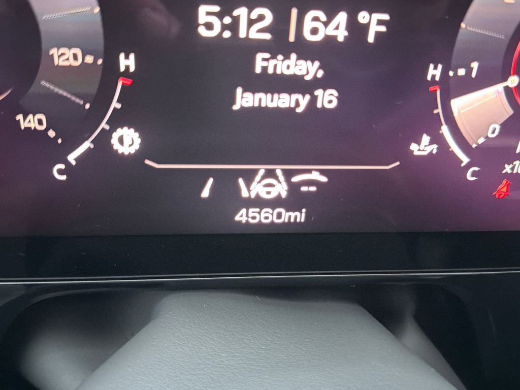 Used 2026 GMC Yukon XL Denali w/ Denali Reserve Package image 19