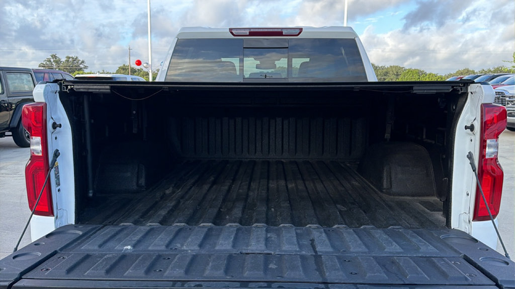 Used 2025 Chevrolet Silverado 1500 LTZ w/ LTZ Premium Package RWD image 28
